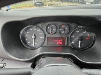 Iveco Daily sklápěč 2,3 TDI 136 KW 6 míst - 6