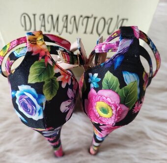 Dámské květované lodičky 36 - 6