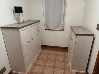 Prodám nábytek do předsíně a chodby - 6