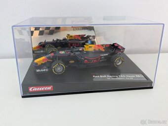 Autíčka na autodráhu Carrera Evolution/D132 - 6