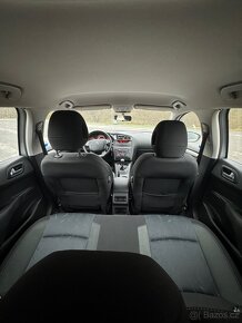 Citroen C4 - 6
