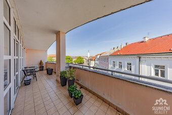 Pronájem kanceláře 79 m², Masarykovo náměstí - 6