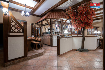 Prodej restaurace, stravování, Olomouc, ul. nám. Sadové - 6