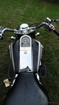 SUZUKI VL1500LC intruder - 6