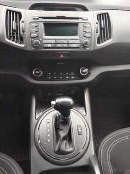Kia Sportage 2.0 crdi 100 kW. - 6