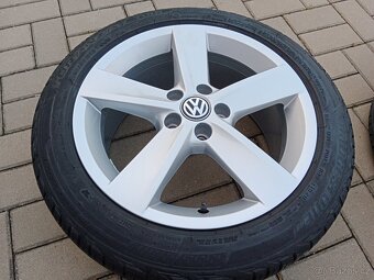 alu kola 5x100 r16 VW, Škoda a letní 215/45/16 - 6
