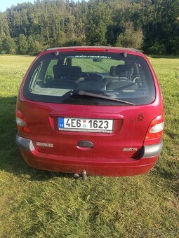 Renault scenic 1.4 - 6