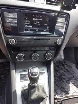 Škoda Octavia 3 1.2 TSI 77kW 2015 ČR - 6