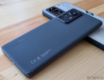 Xiaomi 12 Pro 5G-6,73"WQHD 120Hz,8x3Ghz,12GB/256,50+50+50Mp - 6