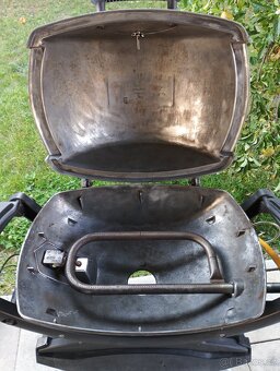 Plynový gril Weber Q 120 Stand - 6