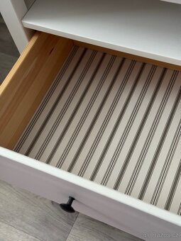 TV stolek IKEA Hemnes bílé mořidlo - 6