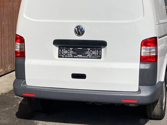 VOLKSWAGEN TRANSPORTER T5 2,0 TDi 4MOTION - 6