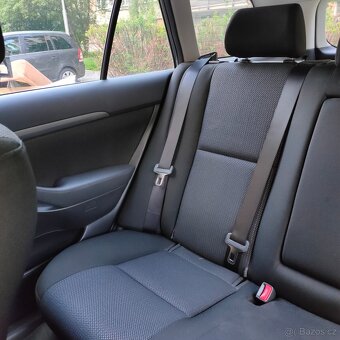 Toyota Avensis Kombi II Diesel - 6