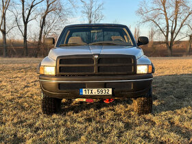 Dodge Ram 1500 5,9L Magnum V8 4x4 - 6