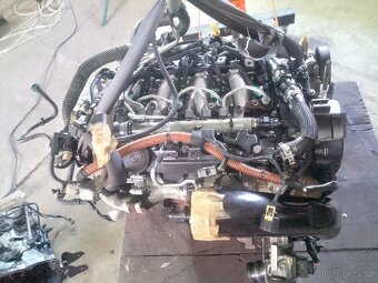 MOTOR 2.2HDI 4HN 115KW Peugeot Citroen PSA na díly - 6