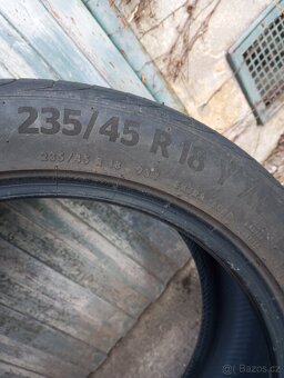 4x letní pneumatiky 235/45 R18 - Hankook + Continental - 6