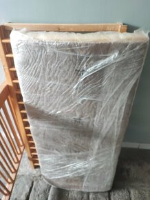 Prodám dětskou postýlku 120x60 s matrací s kokosovým vláknem - 6
