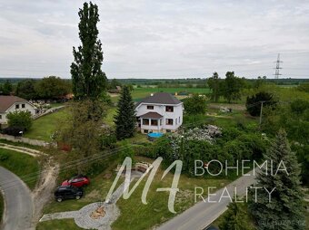 Prodej rodinného domu s velikou zahradou 2.302 m2. Mělník - - 6