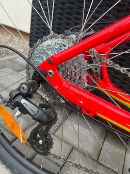 Horské kolo Specialized - 6