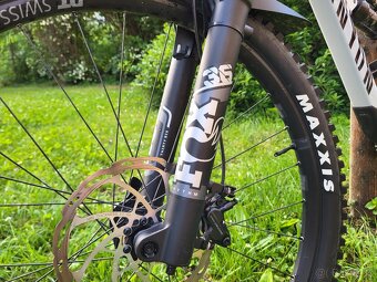 Canyon Spectral 6 2024 vel. M - jako nové, najeto do 250km - 6