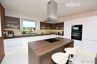 Prodej Rodinný dům, 220㎡ - 6