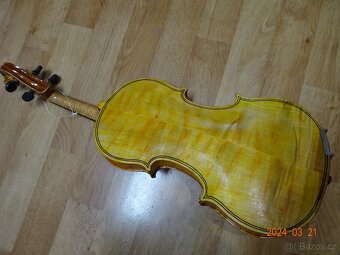 Housle prodám - 6