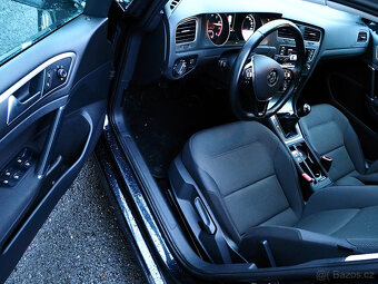 VW Golf 7 1,2 TSI Climatron/PDC/Park Assist/výhřev/temp/NAVI - 6
