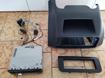 Autorádio JVC Škoda fabia II - 6