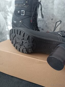 Kotníkové boty Mustang vel.40 - 6