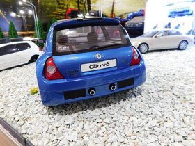 model auta Renault Clio 2 V6 bledo modrá farba otto 1:12 - 6