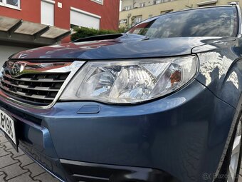 Subaru Forester 2.0 D 108kW 4x4 1. maj v ČR/Xenony/ALU R17 - 6