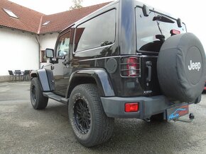 Jeep Wrangler 2.8 CRD SAHARA 147kW automat - 6
