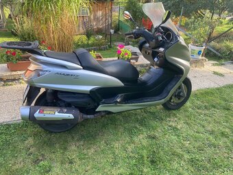 Yamaha Mayesty 400i - 6