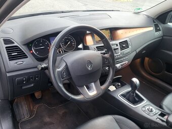 Renault Laguna III 2.0dCi 127kW Initiale - tažné - 1.Majitel - 6