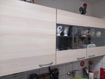 Zachovalý nábytek a el. spotřebiče z dědictví levně, spěchá - 6