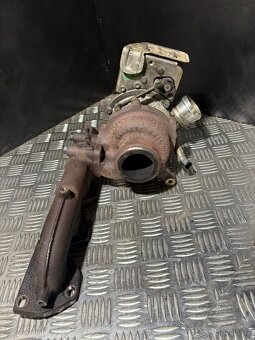 // Turbo Citroen C crosser 2.2 HDI 115kw  // - 6