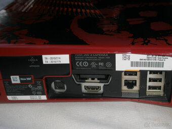 Microsoft Xbox 360 Slim 320GB Gears - kompletní balení - 6