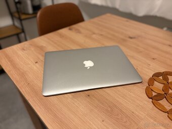 MacBook Air 13" (2017) - 6