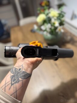 Cyklon Dyson V15 Detect Absolute - 6