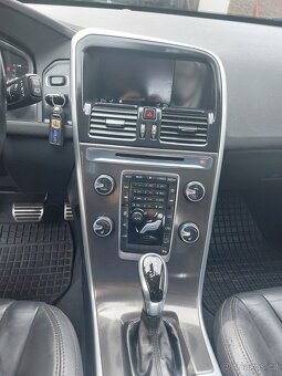 Volvo XC 60 - 6