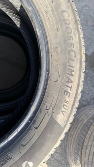 Prodám sadu celoročních pneu Michelin 225/60 R18 104W - 6