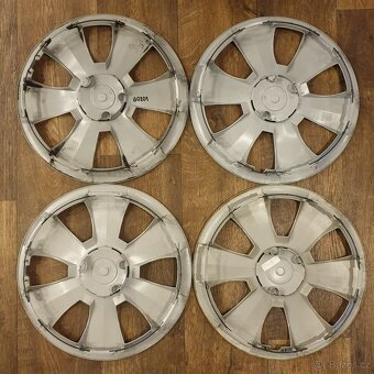 Prodám kryty kol Škoda r15 B0201 - 6