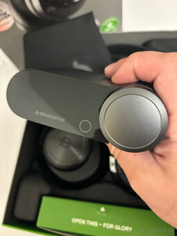 Steelseries Arctis Nova PRO Wireless X - 6