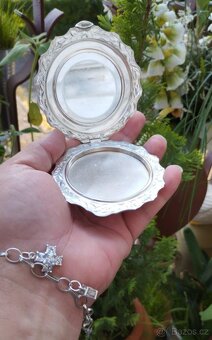 Starožitná stříbrná pudřenka 8.5 cm průměr. Váha 88.2 gramů. - 6