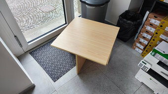 Prodejní stojan + stolek + police - 6