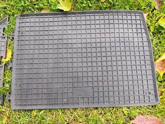 Gumové koberce VW Sharan - 6