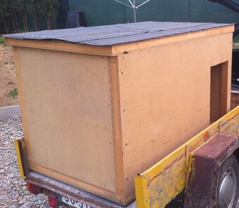 Zateplená luxusní psí bouda - 6