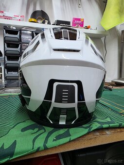 Výklopná helma MAX - 6