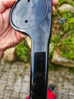 Černý lakovaný rámeček masky Octavia 1 i RS - 6