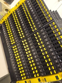 Diskove pole HP 3PAR 8400 - 6